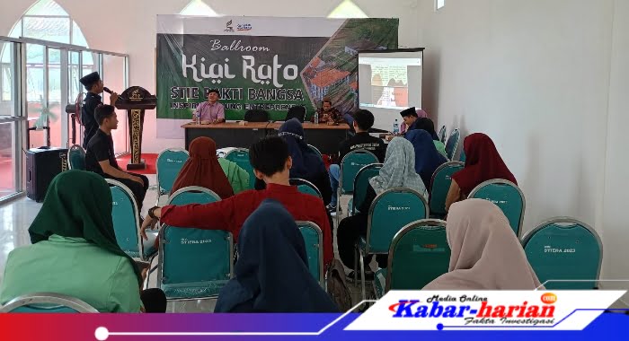 Himpunan mahasiswa program studi Ekonomi Islam Launching Buletin di hall Room Rato Bhengsa STIEBA