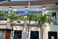 Gedung RSUD dr. Muhammad Zyn Kabupaten Sampang