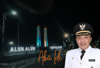 Gambar mantan bupati Sampang H. Slamet Junaidi 