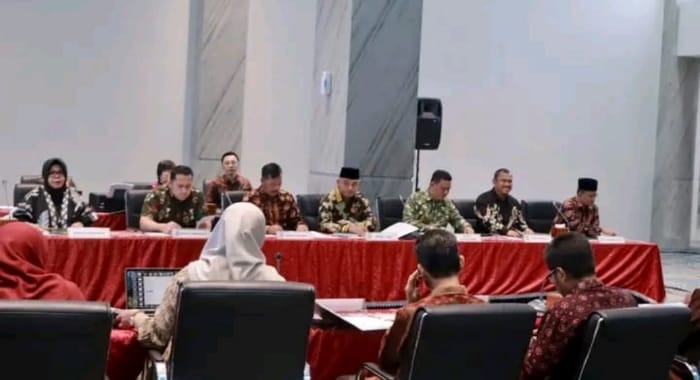 Dr. H.  Katamso, SA.,SE.,ME., menghadiri Rapat Umum Pemegang Saham (RUPS) Tahunan Bank