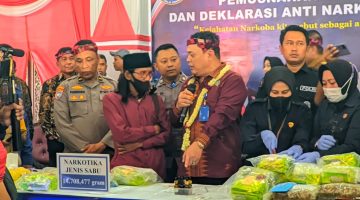 BNN Bersama pemkab Sampang saat pamerkan barang bukti narkotika