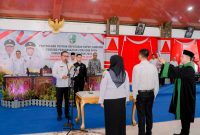 Bupati sampang saat ambil sumpah para ASN di pendopo Trunojoyo 