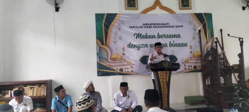 Kepala rutan Sampang Kamesworo saat berikan sambutan di acara maulid Nabi.