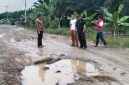Kondisi jalan yang rusak DPR turun langsung